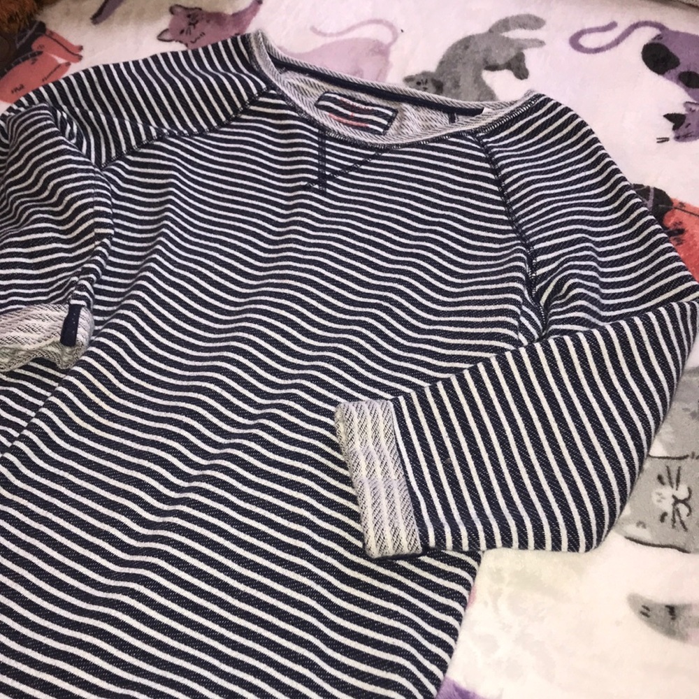 EUC - Cozy Sonoma cuffed 3/4 inch sleeve sweater!